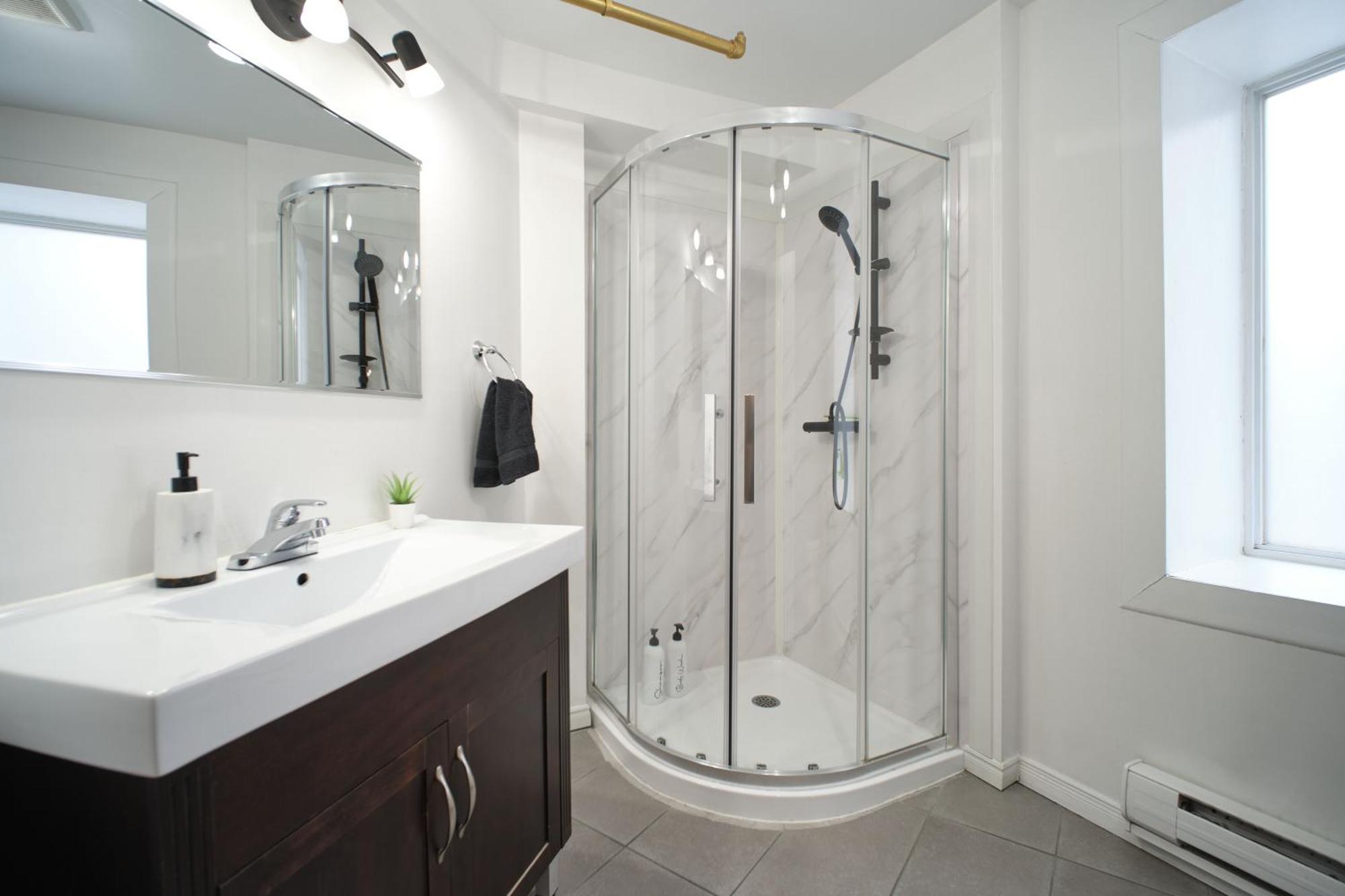 Lion'S Den // Spacious 1500 Sqft Québec Eksteriør billede